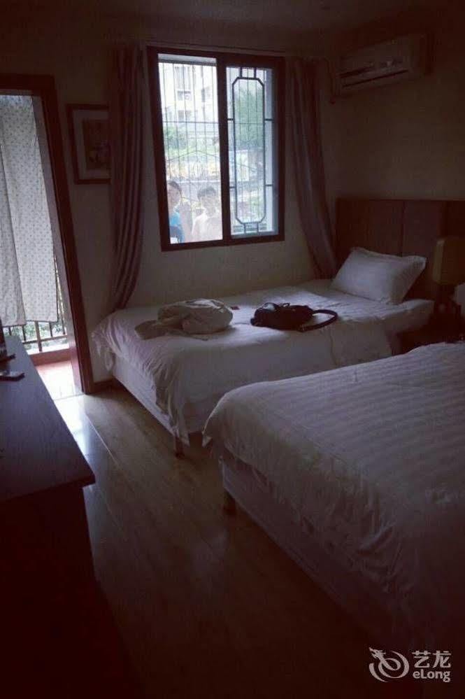 Chengdu Brocade Inn Екстер'єр фото